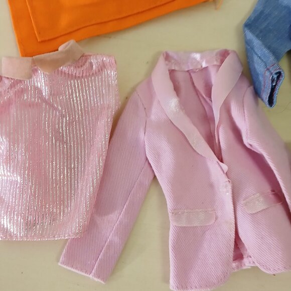 Assorted lot of Ken doll clothes and hats - 15 pieces - Picture 8 of 12